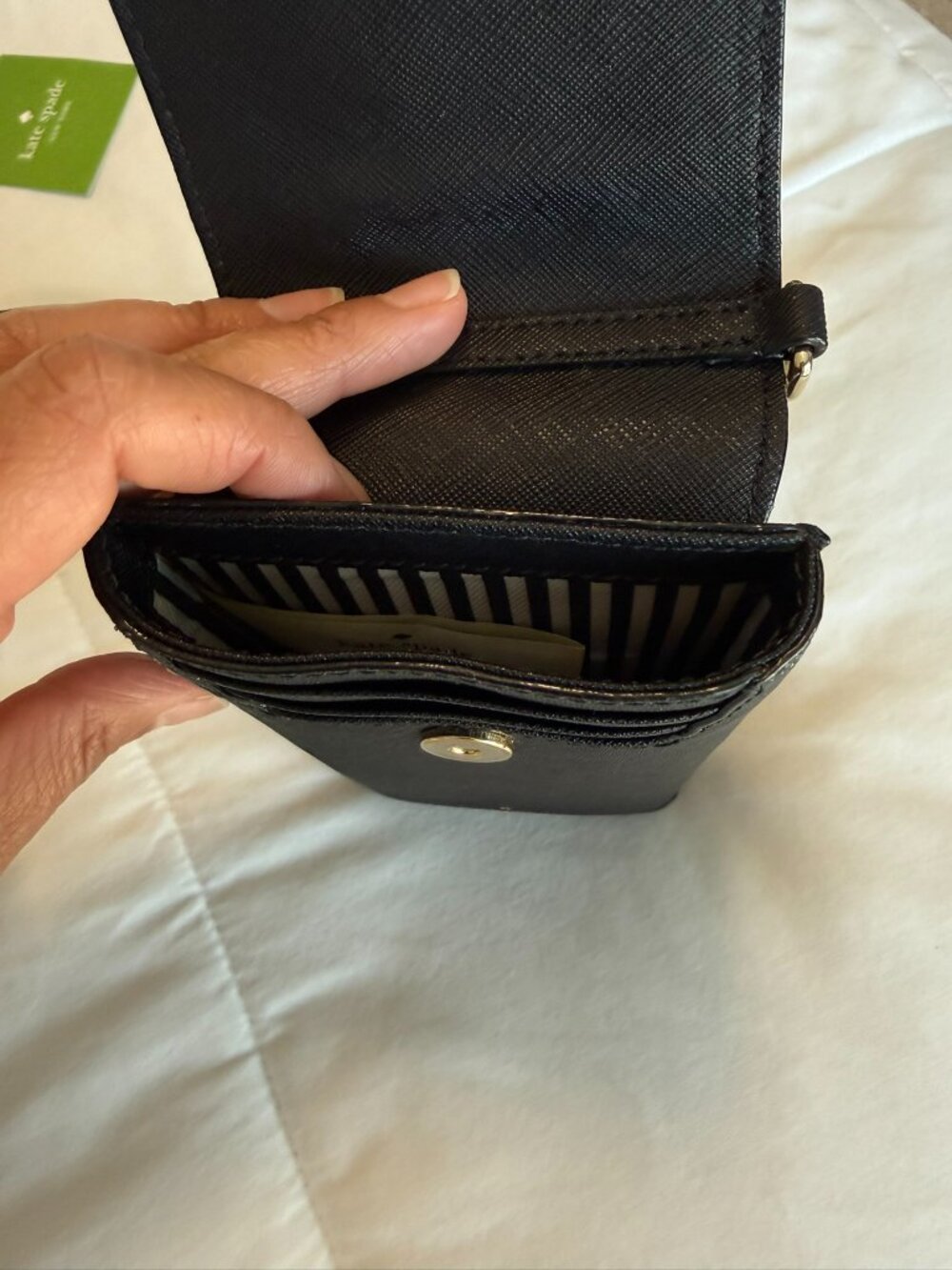 Kate Spade Black Cat Leather Crossbody Phone Bag with Chain-and-Leather Strap - Picture 4 of 12